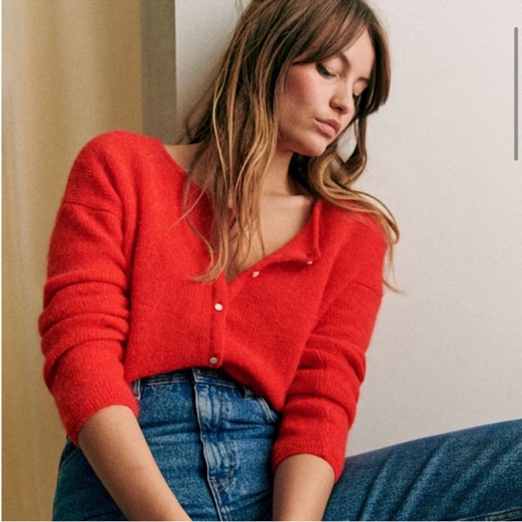 Sezane Sweaters - Sezane Gaspard Cardigan (Cherry Red - size M)